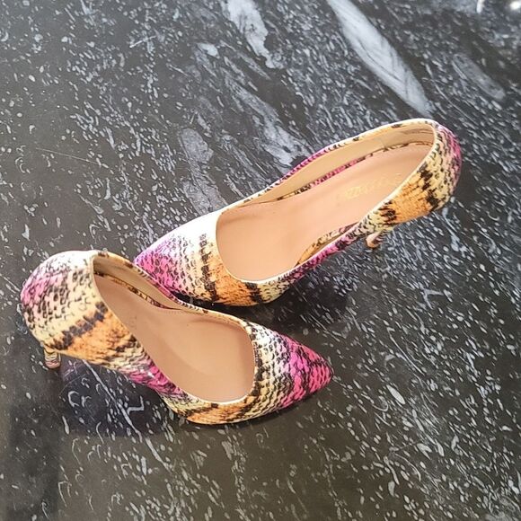 BRAND NEW SHOEDAZZLE STYLISH  MULTICOLOR STILETTO HEELS PUMP - Picture 8 of 16